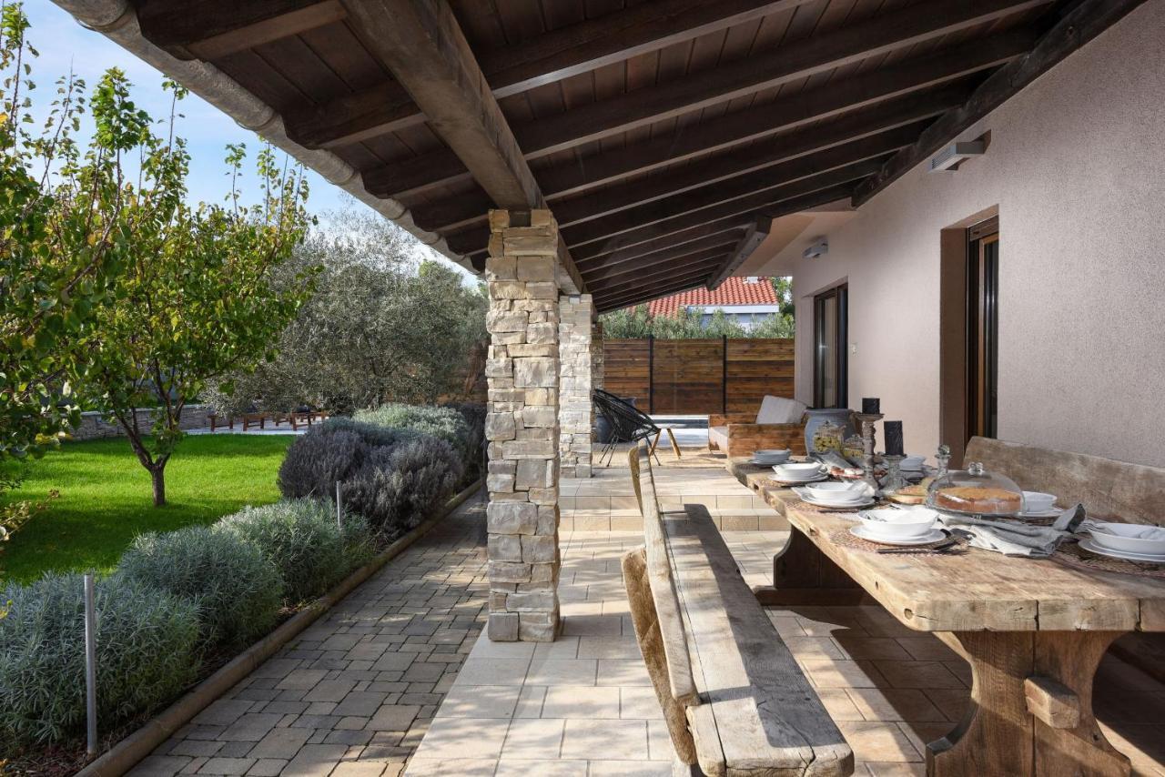 Villa Trabakul Zadarvillas Razanac Luaran gambar